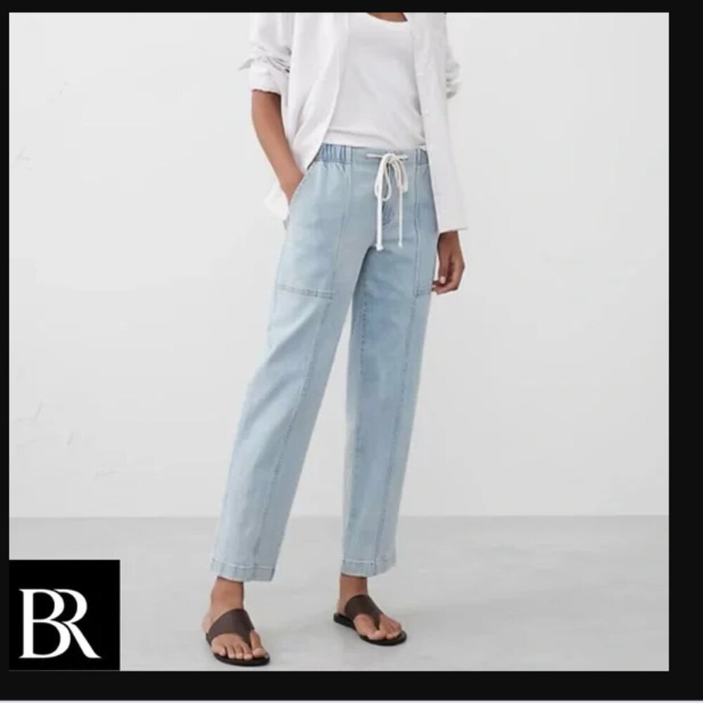 Banana Republic Drawstring Mid Rise Tapered Ankle Jeans Light Wash NWT Sz Sm